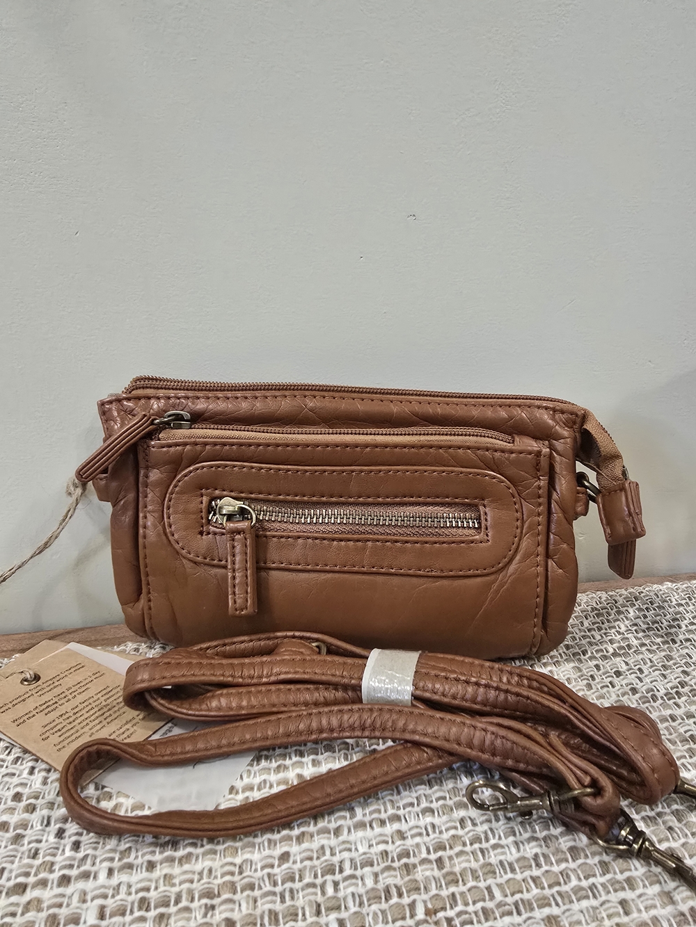🔥 Ampere Creations Classic Brown Women's Crossbody Bag - Sleek Everyday Style